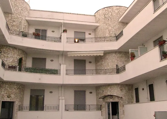 2 Bedroomed Apartment - Sleeps 5